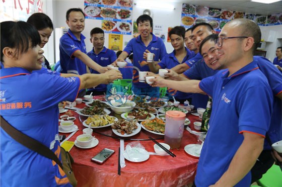 左右手雙月灣午餐 左右手雙月灣午餐