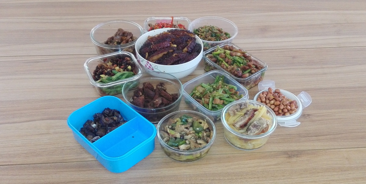 一簞食，一豆羹，魚，我所欲也，肉，亦我所欲也