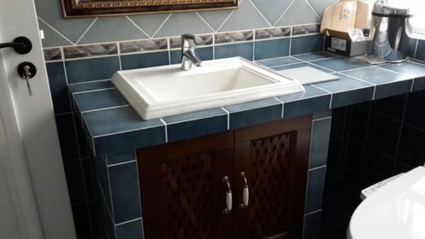 夾磚櫥柜拉籃安裝方法，好的攻略讓你的家居生活不一樣