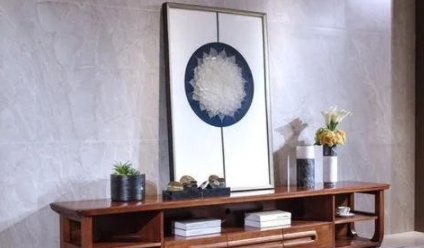 實(shí)木多層地板定制;實(shí)木家具如何選購與修復(fù)保養(yǎng)？