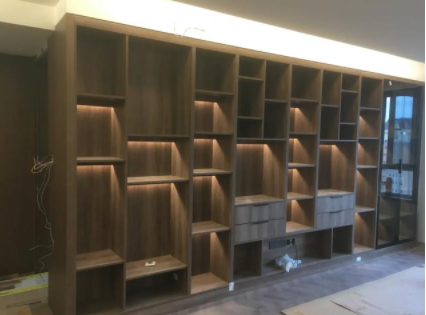 鄭州展示柜維修，展示柜層板燈