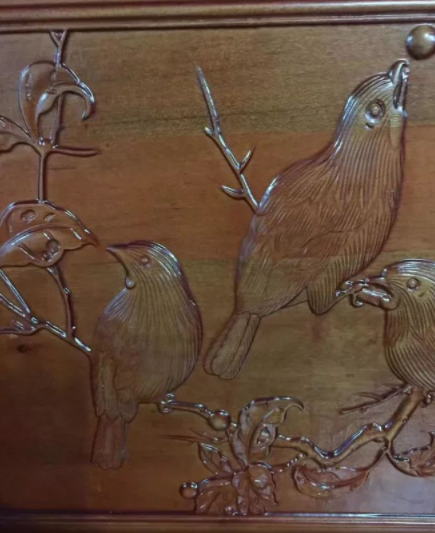 山樟木家具：香樟木沙發(fā)的優(yōu)點有哪些？