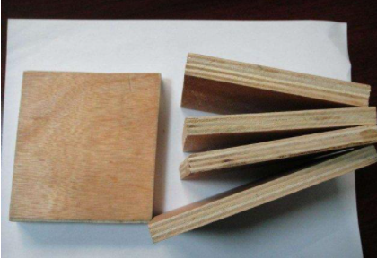 膠合板密度標(biāo)準(zhǔn);膠合板多少錢(qián)？膠合板怎么選購(gòu)？