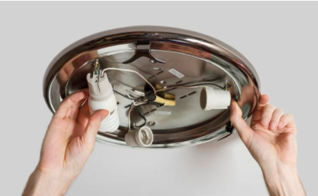 【歐普吸頂燈安裝】吸頂燈怎么安裝？學(xué)會(huì)了5個(gè)安裝步驟，自己也可以安裝