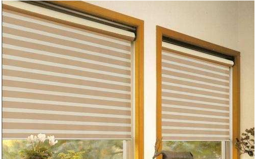 【客廳窗簾顏色效果圖】客廳窗簾用什么顏色好，客廳窗簾裝飾風(fēng)水禁忌