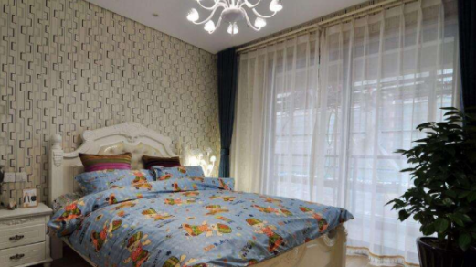 【布藝窗簾搭配】怎么窗簾選購，主臥室窗簾什么顏色好？